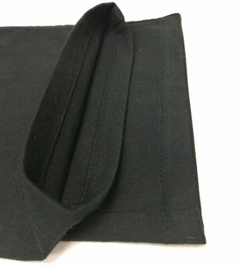 Черные джинсы