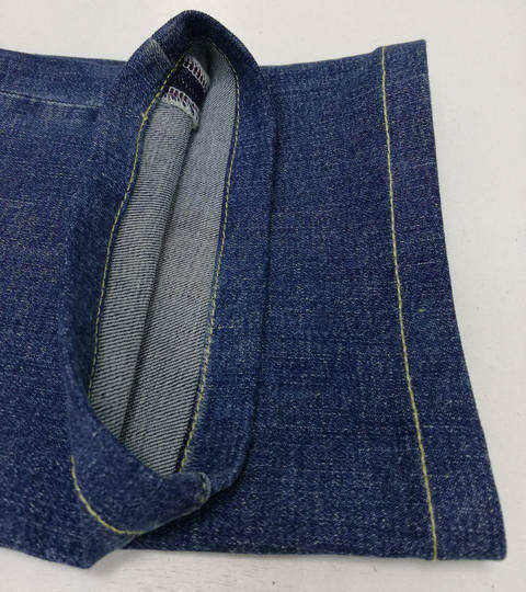 Синие джинсы