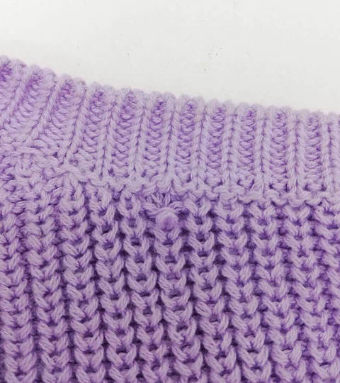 Сиреневая кофта