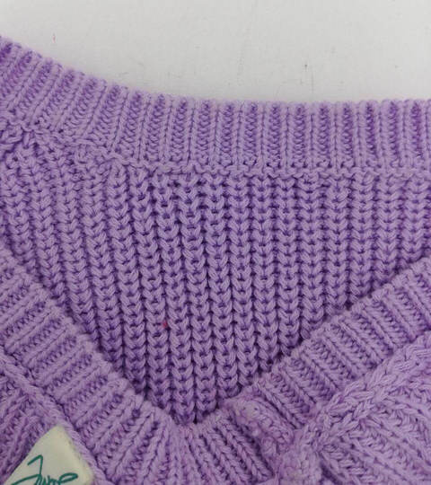 Сиреневая кофта